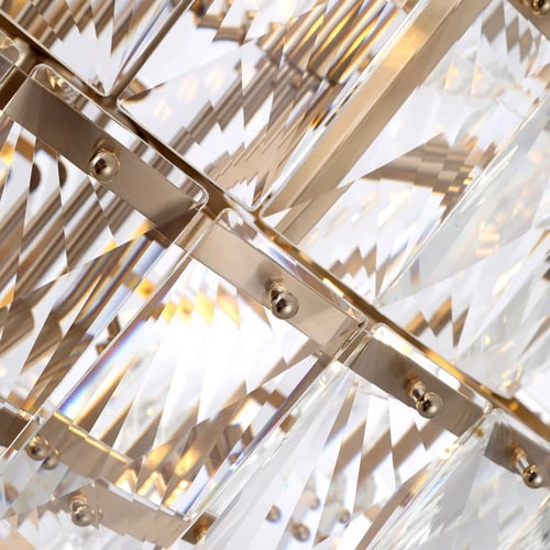 ثريا برايتنس