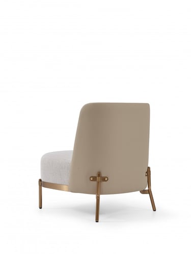 كرسي مفرد بلا ذراعين