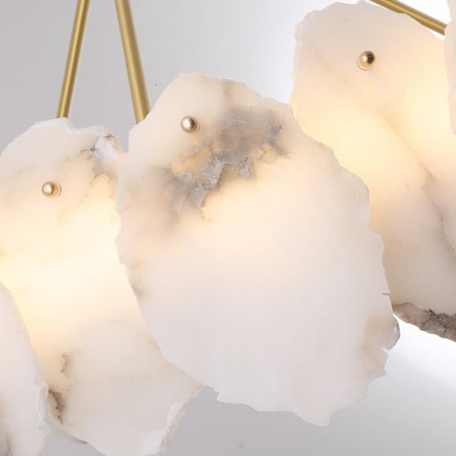 ثريا العقيق