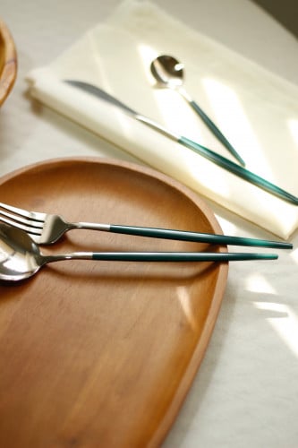 مجموعة أدوات مائدة، عدد 4