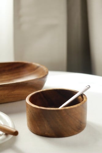 وعاء تقديم خشب مستدير