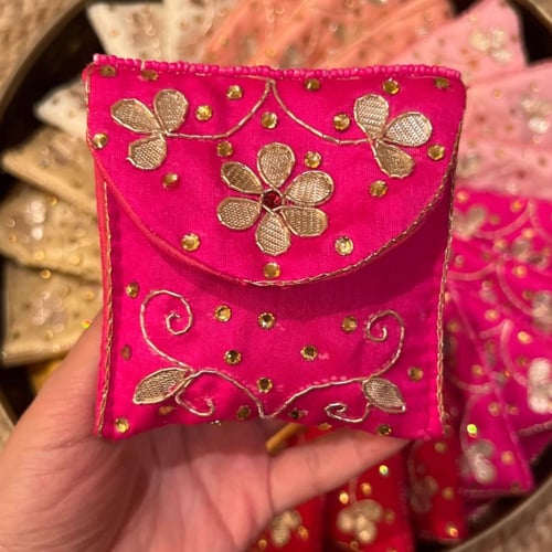 مشموم - Mashmoom