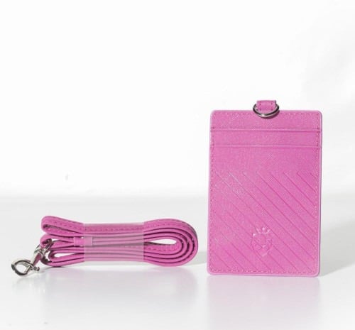 حامل بطاقه لايون