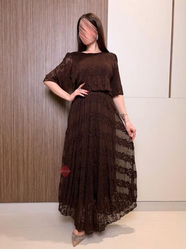 فستان دانتيل ناعم ستايل طبقتين و اكمام