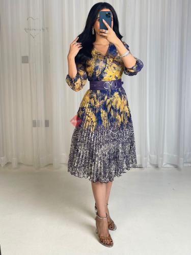 فستان مشجر ميدي بليسيه بحزام راقي على الخصر