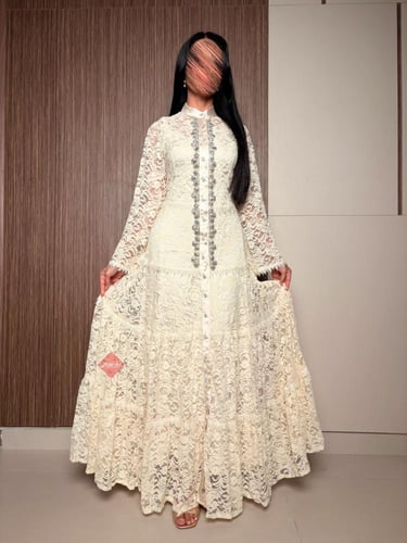 فستان سهرة بأكمام طويلة دانتيل وكريستال لامع