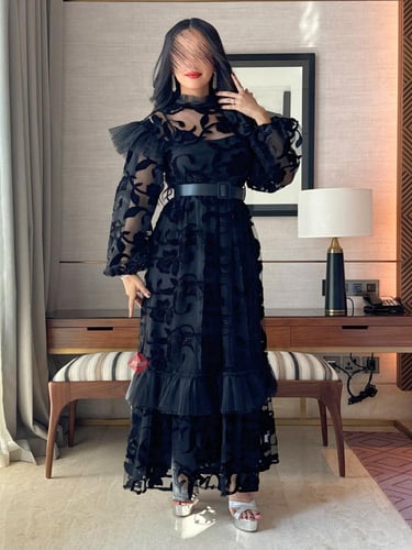 فستان دانتيل برسومات مشجرة مميزة