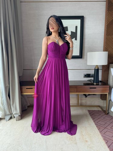 فستان سهرة ناعم تب بليسيه بكلوش