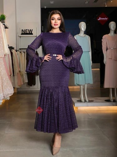 فستان دانتيل ناعم ستايل بليسيه بأكمام طويلة واسعة