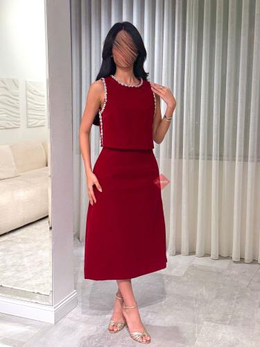 فستان جوخ كت فاخر مزين بالكريستال اللامع