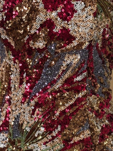 فستان سهرة تب طويل مخمل مطرز بالترتر الملون