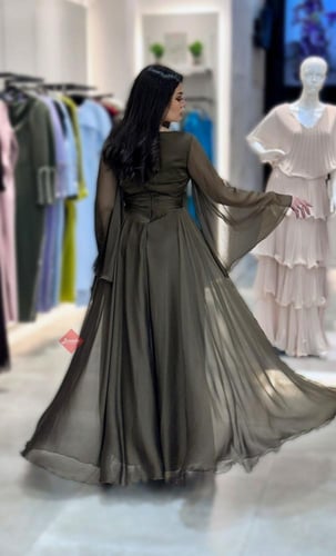 فستان سهرة شيفون ناعم بأكمام طويلة