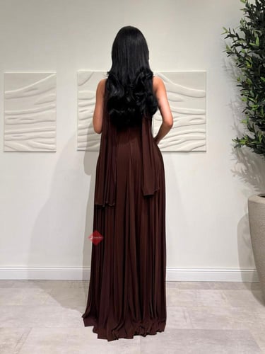 فستان سهرة ناعم تب بليسيه بكلوش