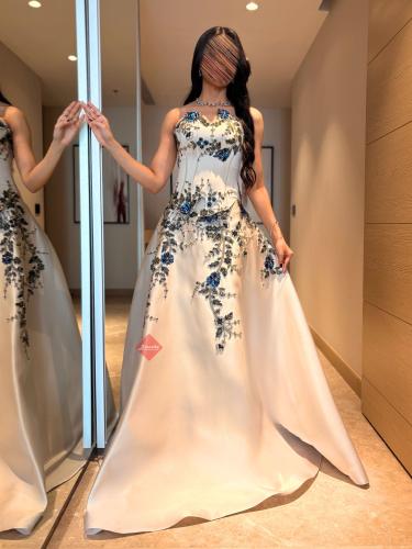 فستان سهرة قطعتين كورسيه كلوش مزين بالورود