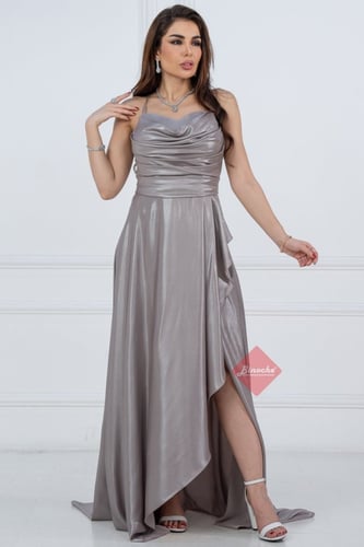 فستان سهرة لامع صدريه داربيه