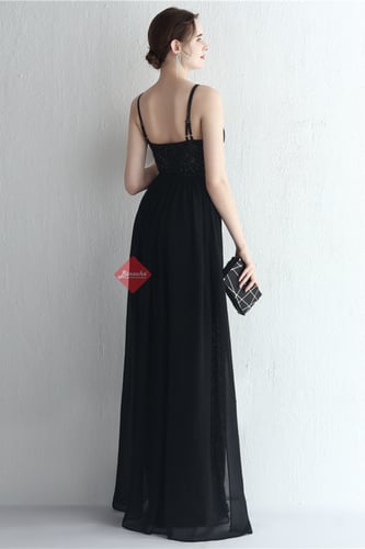 فستان سهرة مطرز بالترتر اللامع مع تنورة شيفون انسي...