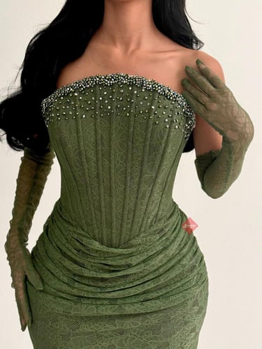 فستان سهرة دانتيل ستايل تب مزين بالكريستال