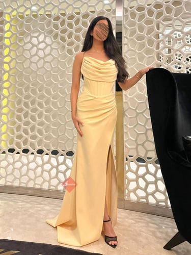 فستان سهرة كريب كورسيه ستايل توب ناعم