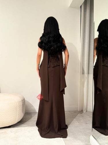 فستان سهرة تب مزين بالترتر والخرز