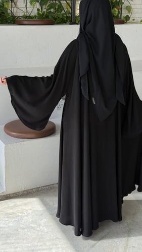 بكج سارا مع الجلباب ( عبايه سارا+جلباب+ملفع+نقاب+م...