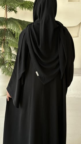 بكج غزاله ( عباية + ملفع مثلث + مثبت طرحه + نقاب )