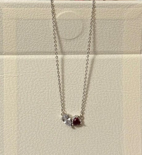 كيس KARTZ ورد صناعي يحتوي أكثر من نوع ورد لون أحمر...