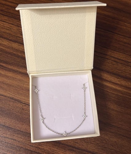 كيس KARTZ ورد صناعي يحتوي أكثر من نوع ورد لون أصفر...