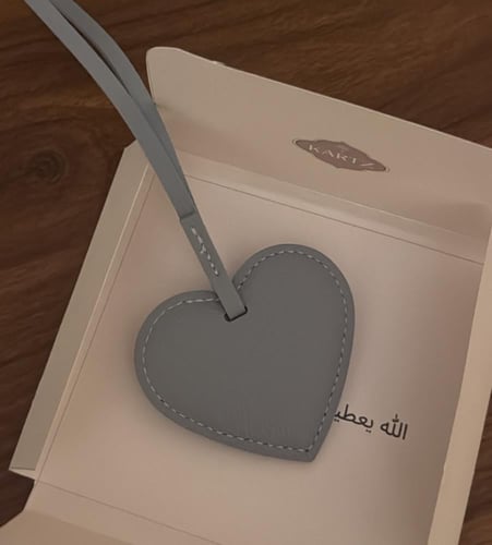 ميدالية +ميدالية مفتاح نحت عباره باختياركم كيس نسا...