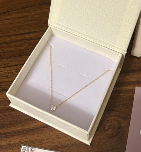 كيس KARTZ ورد صناعي يحتوي أكثر من نوع ورد لون أحمر...