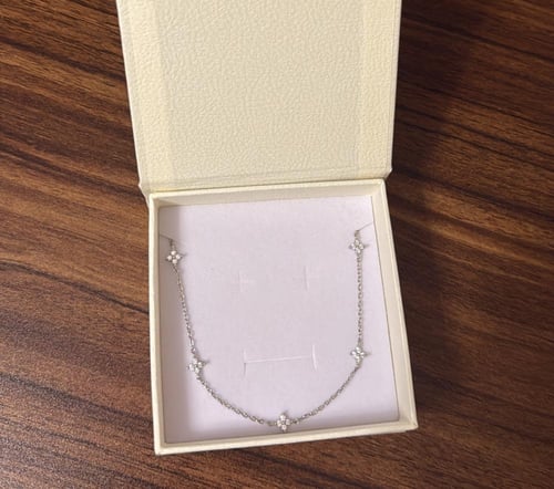 كيس KARTZ ورد صناعي يحتوي أكثر من نوع ورد لون سكري...