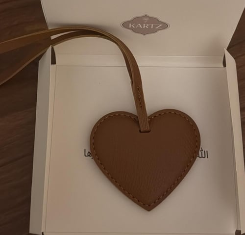 ميدالية + ميدالية مفتاح نحت عباره او اسم باختياركم...