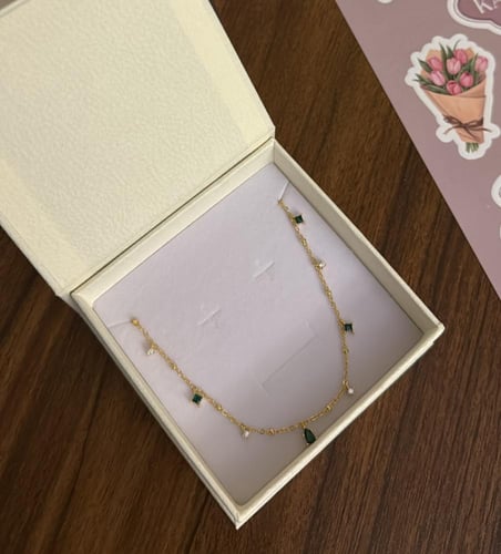 كيس KARTZ ورد صناعي يحتوي أكثر من نوع ورد لون أبيض...