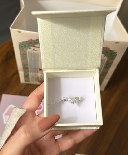 تنسيق KARTZ كيس ورد صناعي لون احمر توليب وشقائق ال...