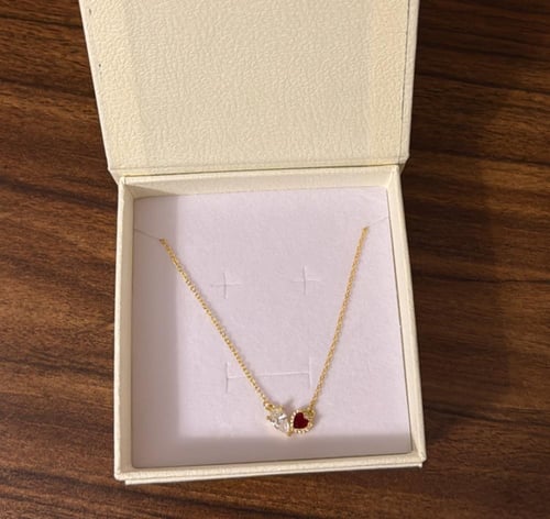 بوكس KARTZ ورد صناعي بنك مع عقد فضه عيار 925