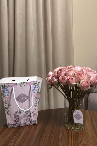 فازة ورد صناعي بيبي روز بنك