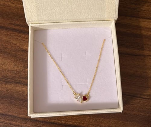 بوكس KARTZ ورد صناعي بنك مع عقد فضه عيار 925