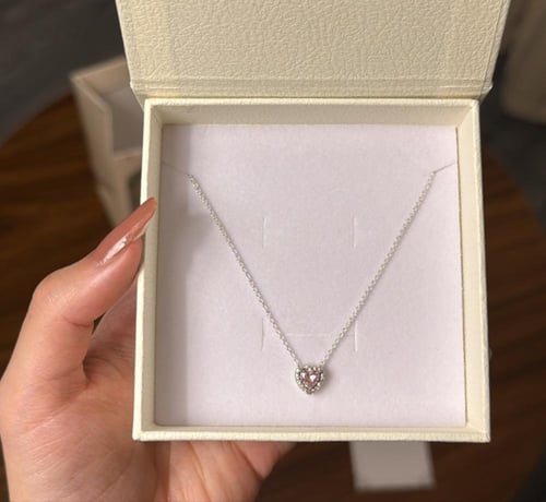 كيس KARTZ ورد صناعي يحتوي أكثر من نوع ورد لون أبيض...