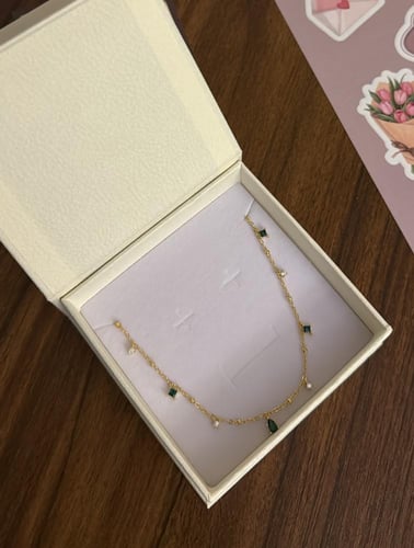 بوكس KARTZ ورد صناعي بنك مع عقد فضه عيار 925