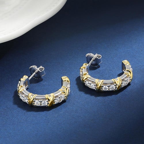 أقراط مرصعة ب -Moissanite