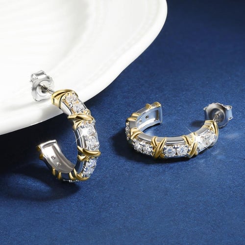 أقراط مرصعة ب -Moissanite