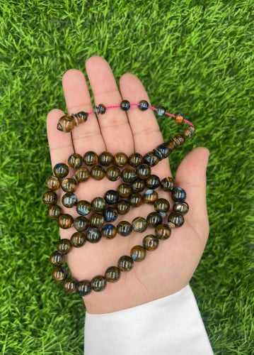 A bracelet with Belgian crystal (Tamleeka)