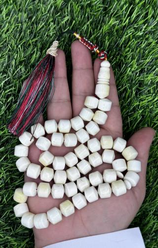 Type | Musk prayer bead (scented)