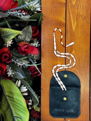 Prayer beads | Camel horn