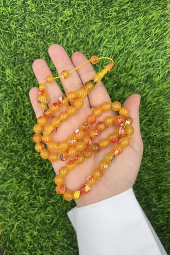A bracelet similar to the Yemeni cubes