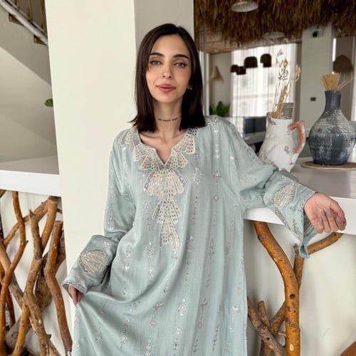 جلابية مغربي تطريز مقفل