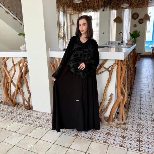 عباية كلوش كبير ترند شيفون قطيفة طقطق ولف مناسب لك...