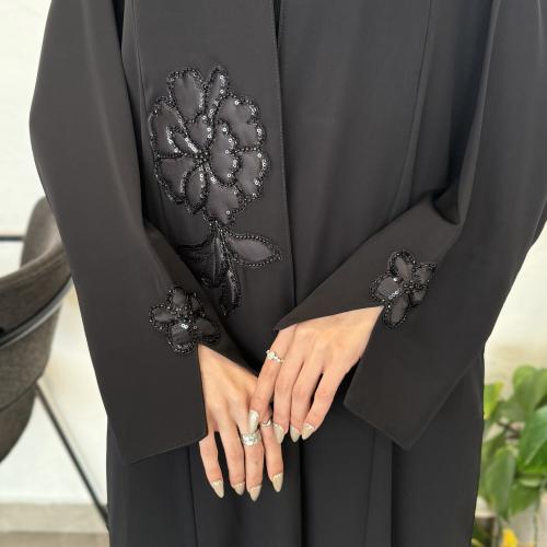 عباية كاجول تطريز لف مناسب لكل الفصول