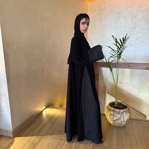 عباية نص كلوش لف وطقطق مناسب لكل الفصول