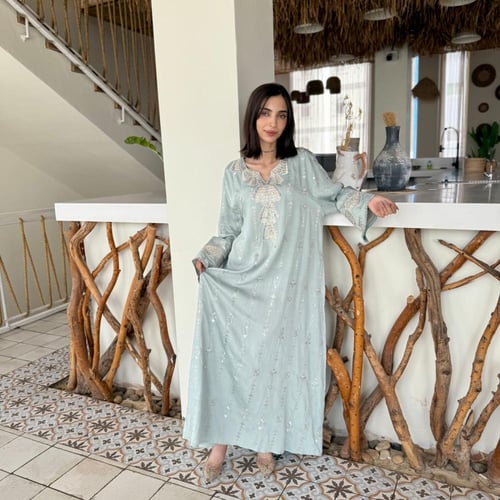 جلابية مغربي تطريز مقفل