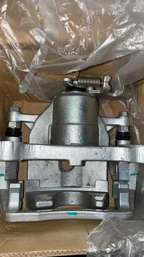 كليبر خلفي يسار أصلي - شانجان هنتر ( جديد )